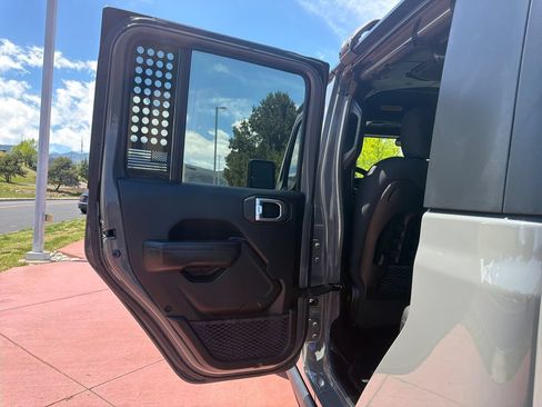 Used 2021 Jeep Gladiator Mojave w/ LED Lighting Group AWD/4WD image 20