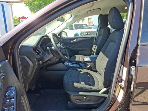 Certified 2023 Ford Escape Active w/ Tech Pack #2 AWD/4WD image 3