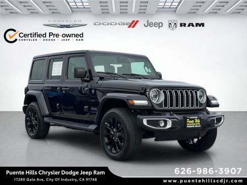 Certified 2025 Jeep Wrangler Unlimited Sahara AWD/4WD image 1