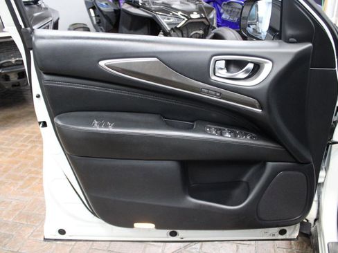 Used 2019 INFINITI QX60 Luxe w/ Essential Package AWD/4WD image 16