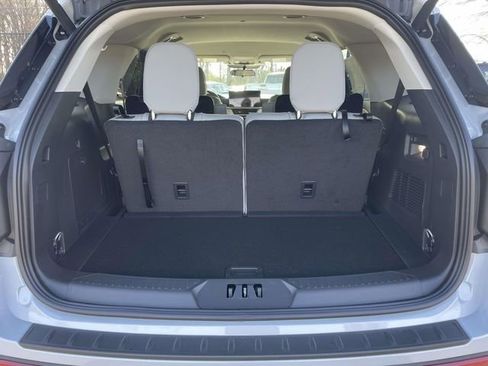 New 2026 Ford Explorer Active w/ Active Comfort Package image 8