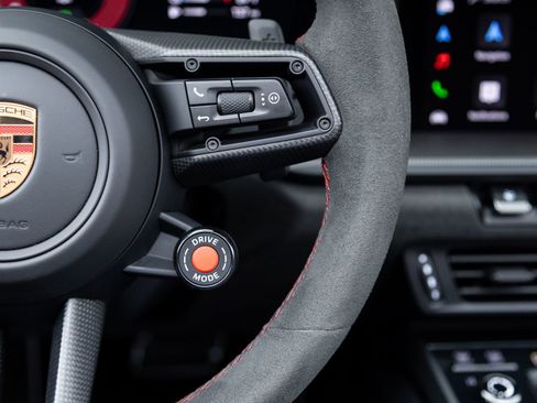 Certified 2025 Porsche 911 Targa 4 GTS image 18