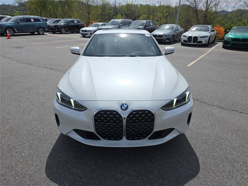 New 2026 BMW 430i xDrive Coupe w/ Premium Package AWD/4WD image 8