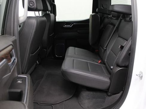 Used 2024 GMC Sierra 1500 SLT AWD/4WD image 22
