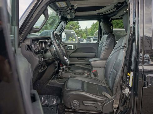 Used 2021 Jeep Wrangler Unlimited Sahara image 13