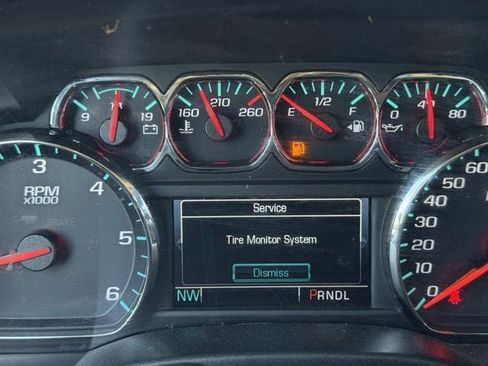 Used 2018 Chevrolet Silverado 1500 LT RWD image 17