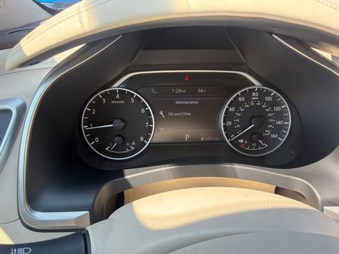 Used 2016 Nissan Murano Platinum w/ Platinum Technology Package AWD/4WD image 12