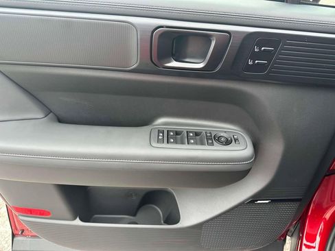 New 2024 Hyundai Santa Fe Calligraphy AWD/4WD image 11
