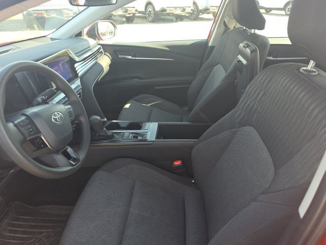 Used 2025 Toyota Camry LE FWD image 9