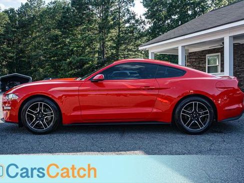 Used 2018 Ford Mustang Premium RWD image 8
