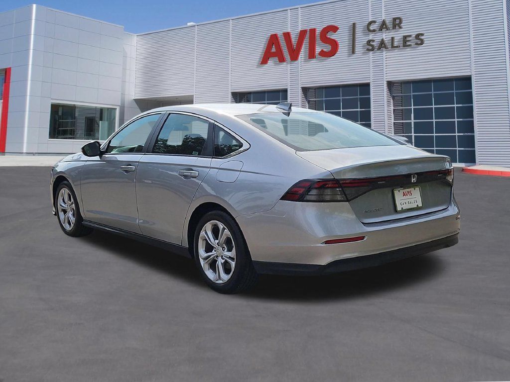 Used 2025 Honda Accord LX image 9