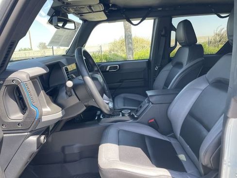 Used 2024 Ford Bronco Black Diamond AWD/4WD image 19