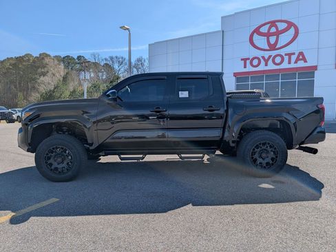 New 2026 Toyota Tacoma SR5 AWD/4WD image 2