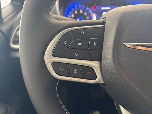 New 2026 Chrysler Pacifica Select image 29