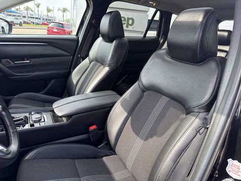 Used 2025 MAZDA CX-50 AWD 2.5 S w/ Premium Package image 19
