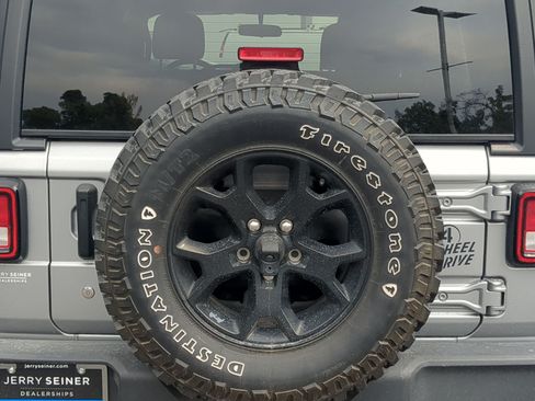 Used 2021 Jeep Wrangler Unlimited Sport AWD/4WD image 14