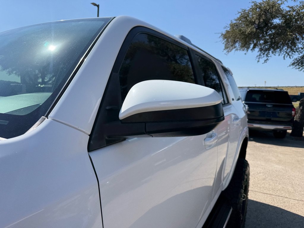 Used 2017 Toyota 4Runner SR5 AWD/4WD image 10
