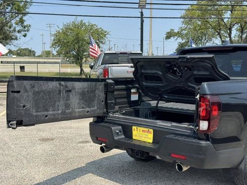Used 2022 Honda Ridgeline Black Edition image 19