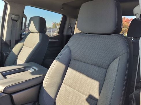 Used 2023 GMC Sierra 1500 Elevation image 16