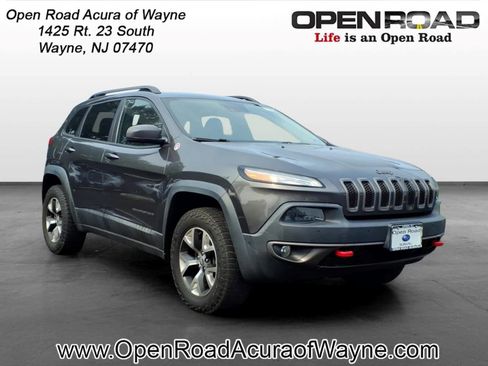 Used 2014 Jeep Cherokee Trailhawk w/ Technology Group AWD/4WD image 1
