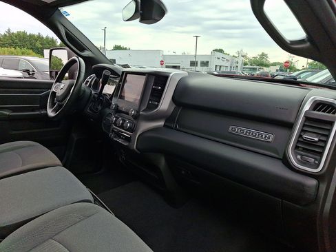 Used 2024 RAM 3500 Big Horn AWD/4WD image 11