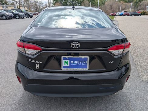 Used 2023 Toyota Corolla LE w/ Carpet Mat Package (TMS) FWD image 4