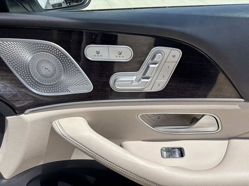 Used 2020 Mercedes-Benz GLS 450 4MATIC image 15