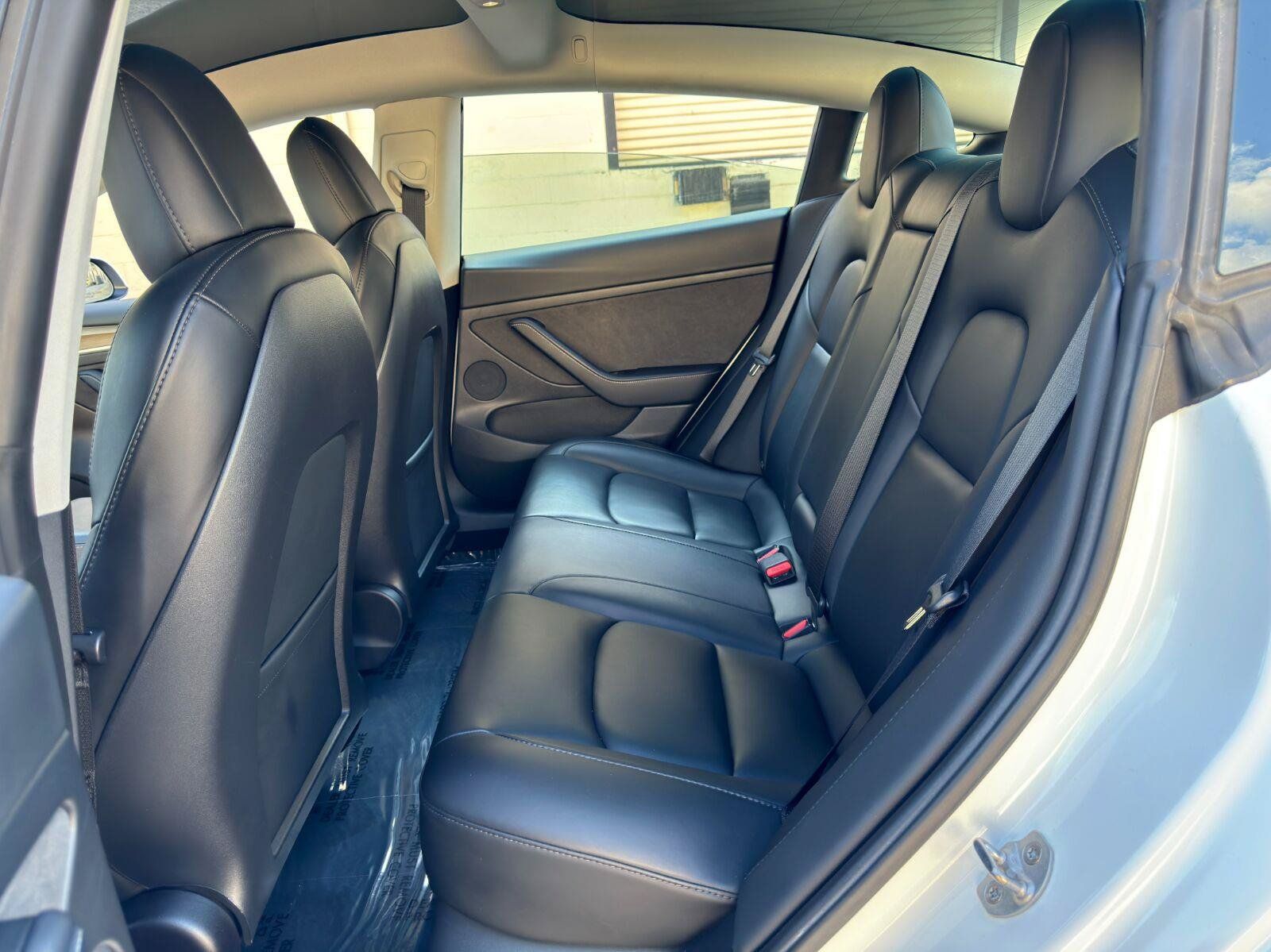 Used 2022 Tesla Model 3 Standard Range RWD image 38