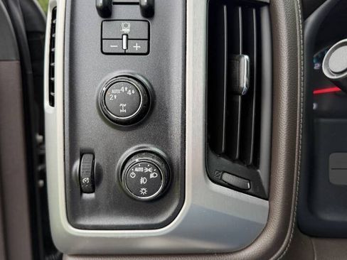 Used 2017 GMC Sierra 1500 SLT w/ SLT Premium Package AWD/4WD image 19