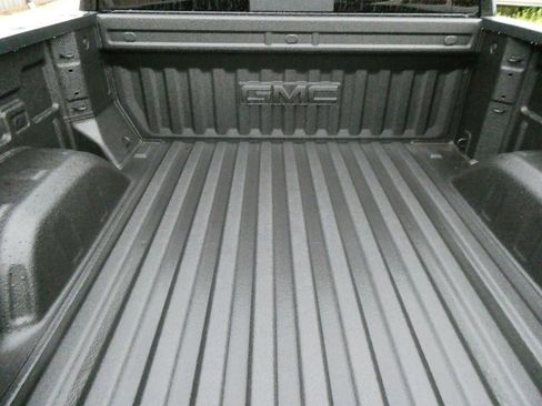 New 2026 GMC Sierra 1500 Elevation w/ Elevation Premium Package AWD/4WD image 8