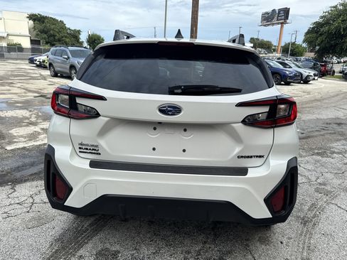 New 2026 Subaru Crosstrek 2.5i Premium AWD/4WD image 4