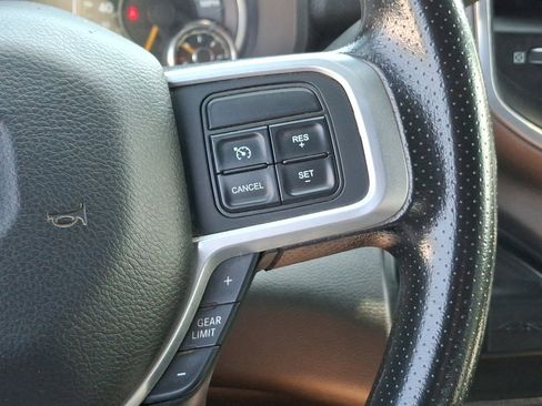 Used 2021 RAM 2500 Big Horn image 21
