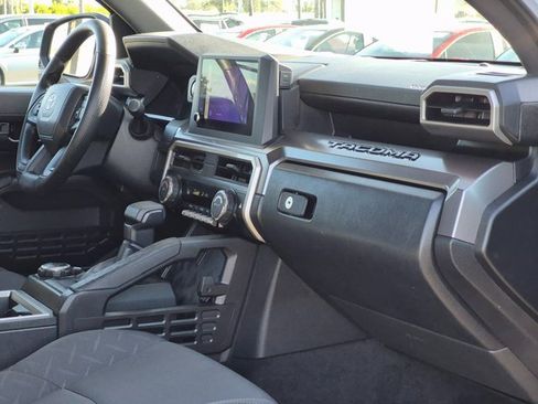 Used 2025 Toyota Tacoma SR5 image 20
