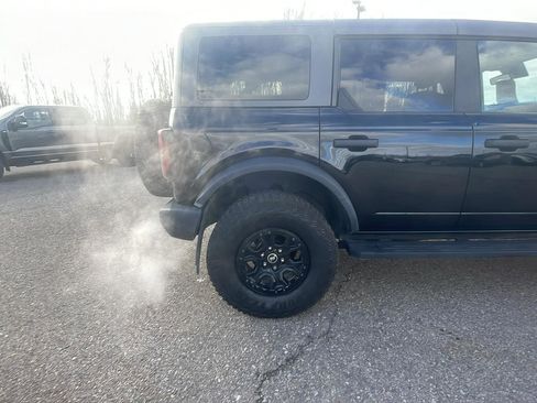 Used 2024 Ford Bronco Wildtrak image 28