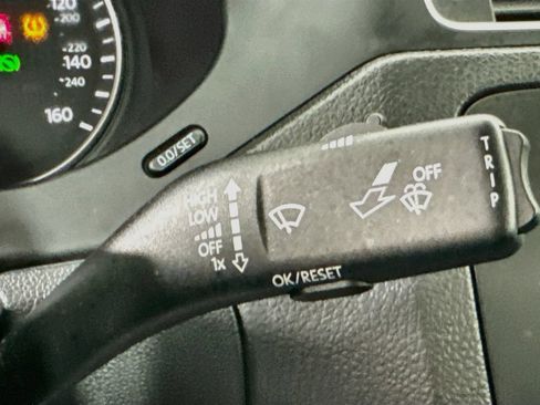 Used 2014 Volkswagen Jetta SE FWD image 14