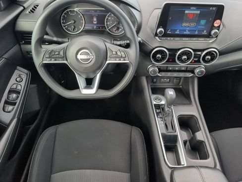 Used 2024 Nissan Sentra SV FWD image 30