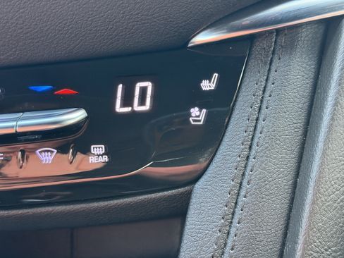 Certified 2022 Cadillac XT5 Sportv w/ Technology Package AWD/4WD image 24