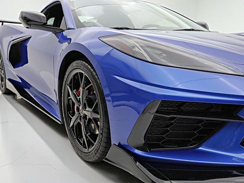 Used 2021 Chevrolet Corvette Stingray Coupe w/ 1LT RWD image 20