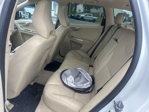 Used 2015 Volvo XC60 T6 AWD/4WD image 20