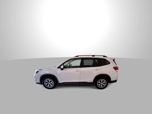 Used 2019 Subaru Forester Premium AWD/4WD image 5