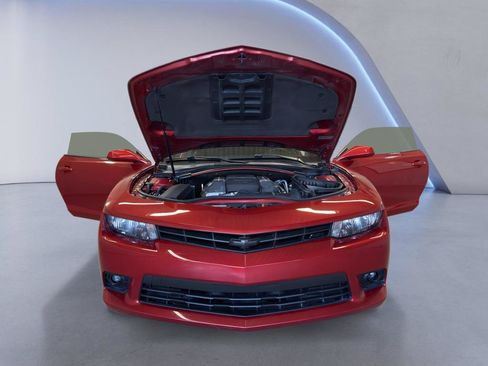 Used 2015 Chevrolet Camaro SS w/ Rear Vision Package RWD image 10