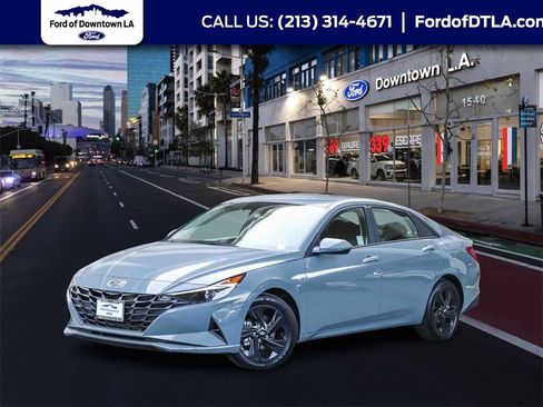 Used 2022 Hyundai Elantra SEL w/ Preferred Accessory Package image 1
