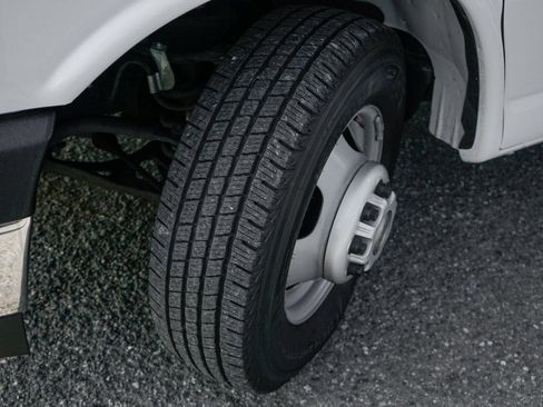 Used 2021 Chevrolet Express 3500 w/ Power Convenience Package image 35