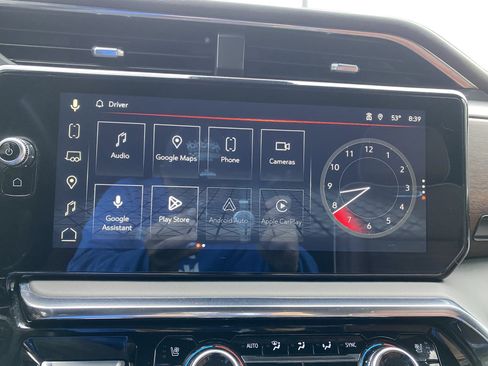 Used 2025 GMC Sierra 2500 Denali Ultimate w/ Snow Plow Prep/Camper Package image 28