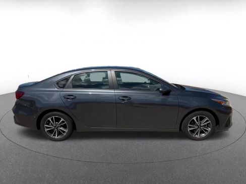 Used 2024 Kia Forte LXS FWD image 16