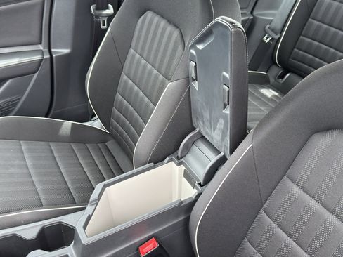 Used 2024 Volkswagen Jetta Sport FWD image 18