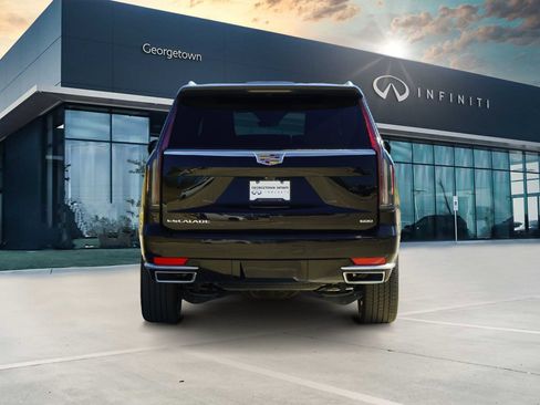 Used 2023 Cadillac Escalade Premium Luxury Platinum image 6