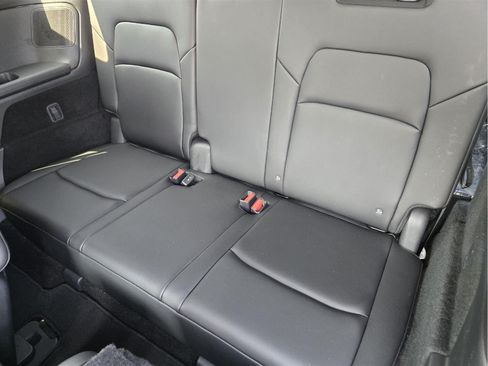 Used 2026 Nissan Pathfinder SL w/ SL Premium Package FWD image 29