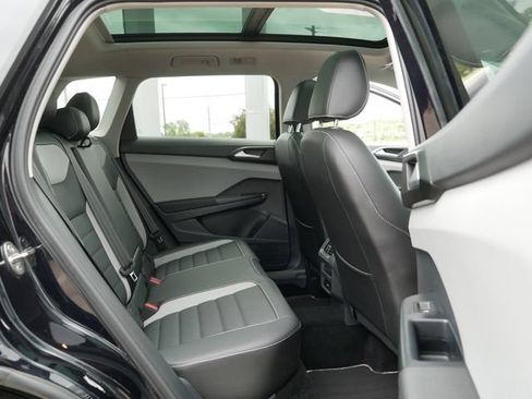 Certified 2023 Volkswagen Taos SEL AWD/4WD image 20