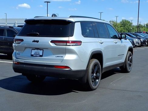 New 2025 Jeep Grand Cherokee L Limited w/ Luxury Tech Group II image 19